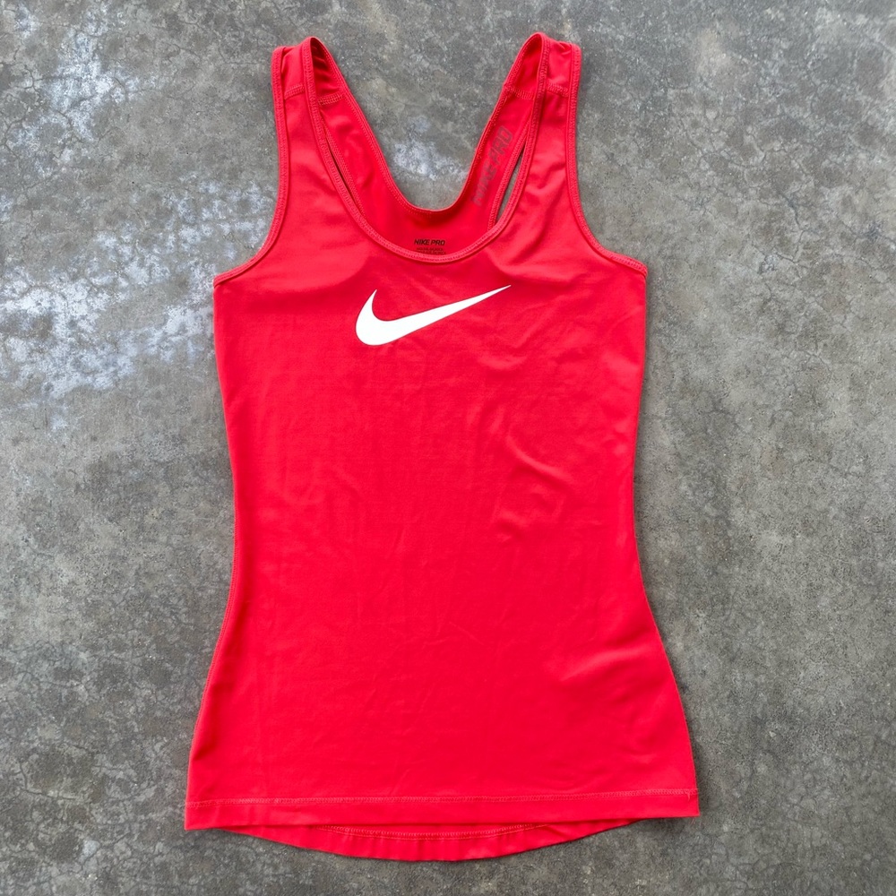 Nike dri-fit women’s running tank top